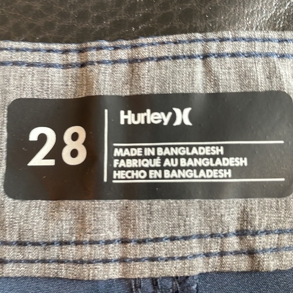 Hurley 4 way stretch - Picture 3 of 4